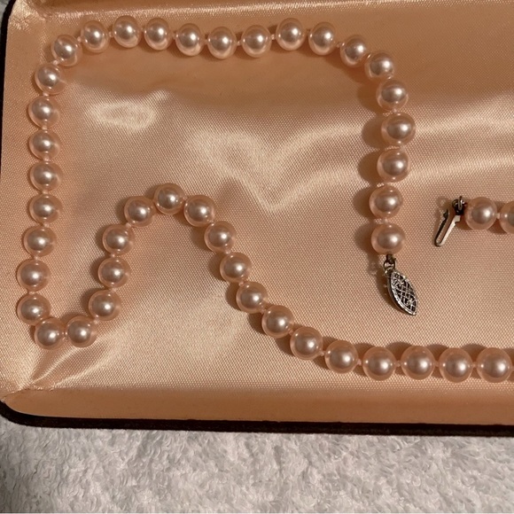 Mallorca Jewelry - Genuine Mallorca Pearls 18 inch Strand